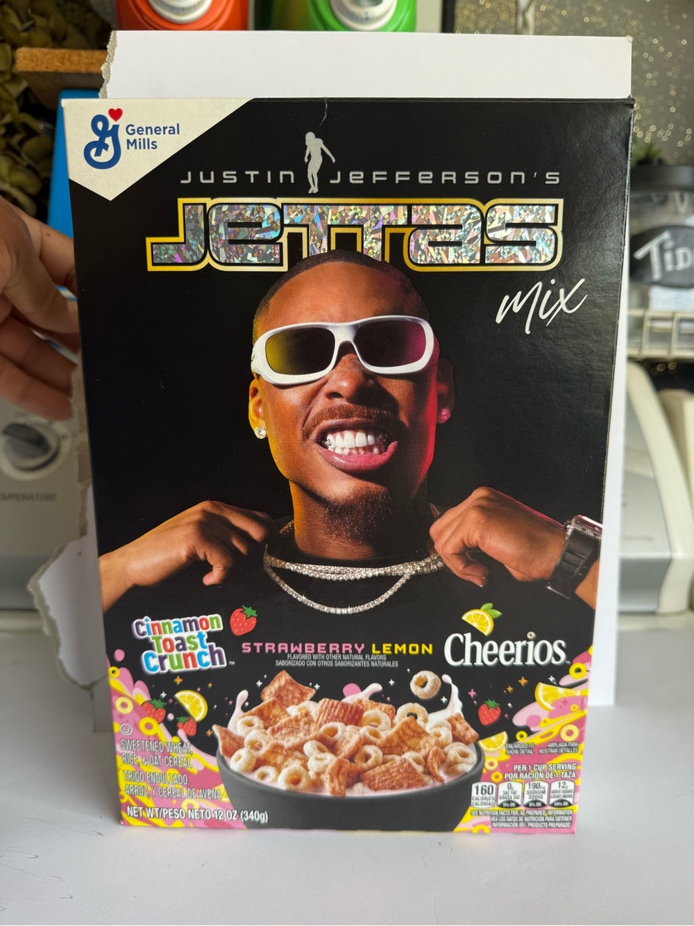 Justin Jefferson's Jettas Mix Cereal Cheerios  Cinnamon Toast Crunch